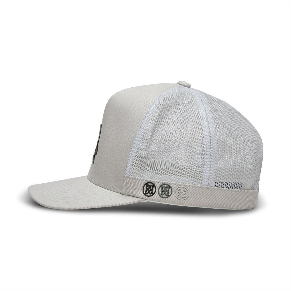 G/FORE Golf Cap - Camo Skull & Tees Tall Trucker - Pumice SS26