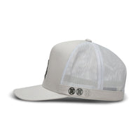G/FORE Golf Cap - Camo Skull & Tees Tall Trucker - Pumice SS26
