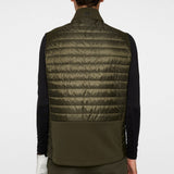J.Lindeberg Golf Gilet - Hayden Quilt Hybrid Vest - Forest Green AW25