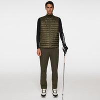 J.Lindeberg Golf Gilet - Hayden Quilt Hybrid Vest - Forest Green AW25