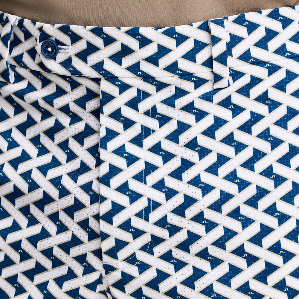J.Lindeberg Golf Shorts - Vent Print 9" - LE White SH26