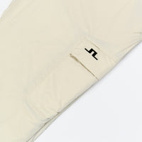 J.Lindeberg Golf Trousers - Aksel Padded Cargo Pant - Moonbeam AW25