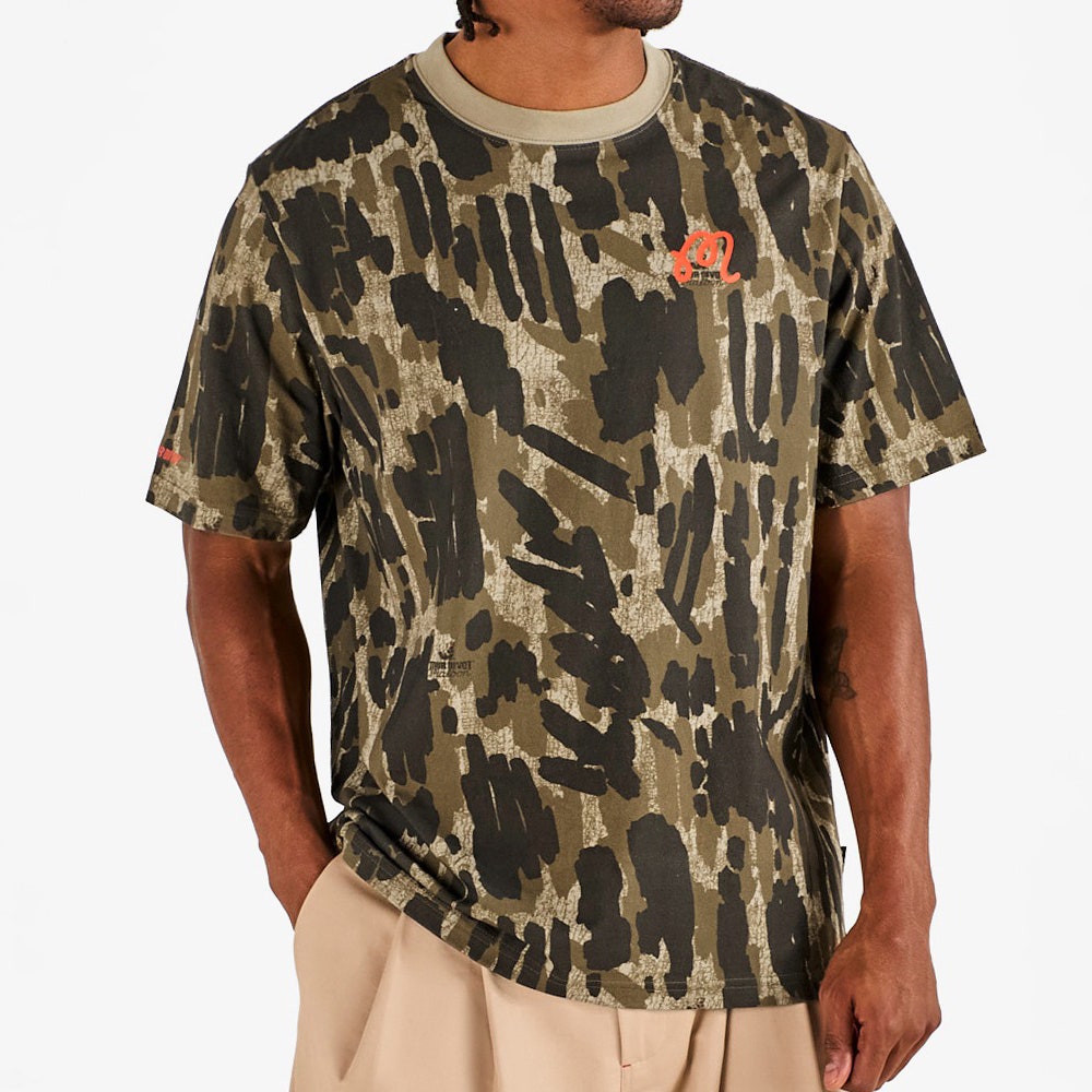 Malbon Golf T-Shirt - Bermuda Tee Tour Divot Camo - Bark Camo SS26