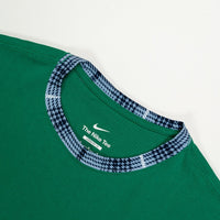 Nike Golf T-Shirt - NK Retro Loose Fit Tartan Tee - Malachite SP26