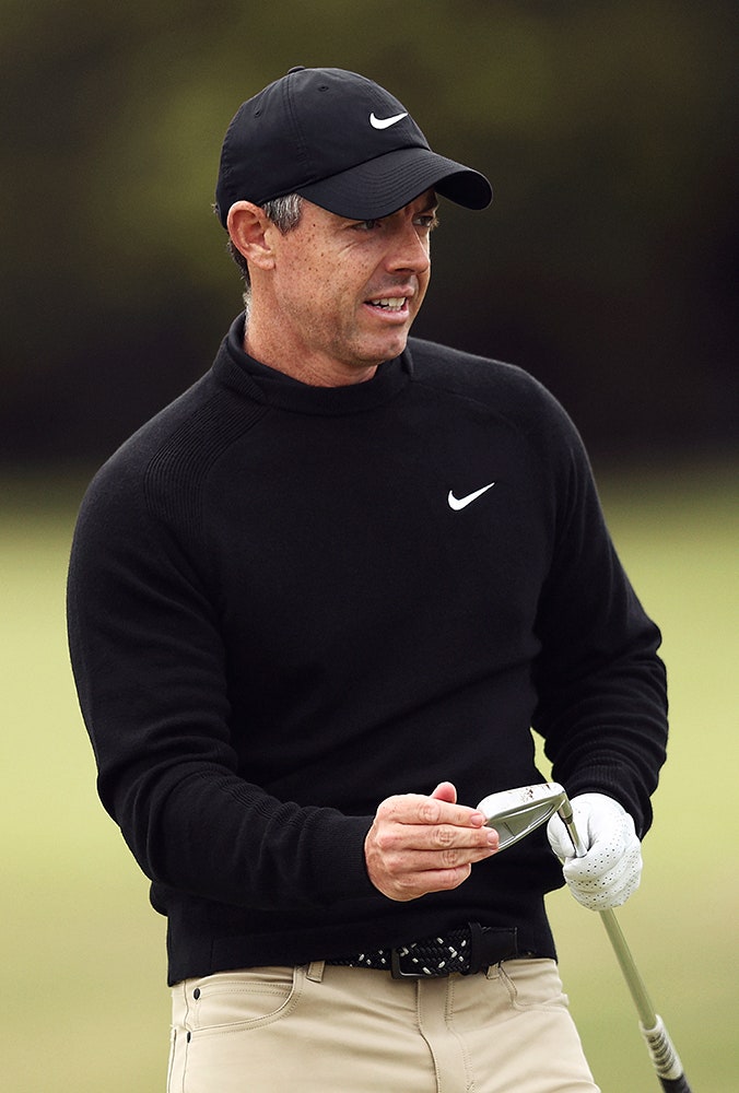 Rory McIlroy - Nike Crew Neck Sweater - Tour Swoosh Logo