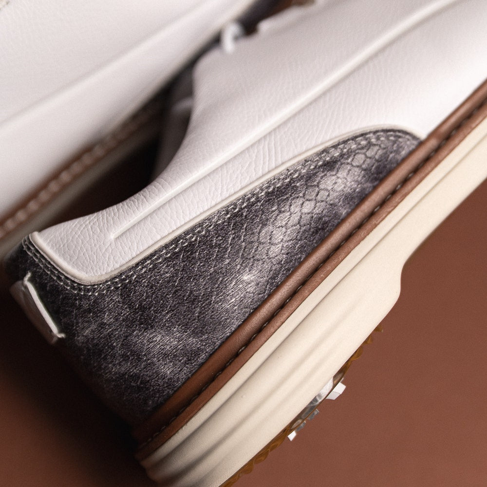 PUMA Golf Shoes - Avant Tour Spiked - White - Brown Mushroom SS26