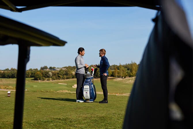 Adidas golf hot sale bag 2018