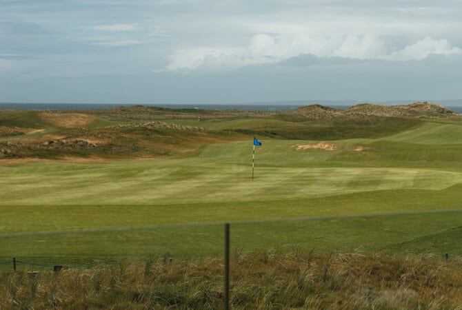 Machrie-Golf-Links-Experience-18th